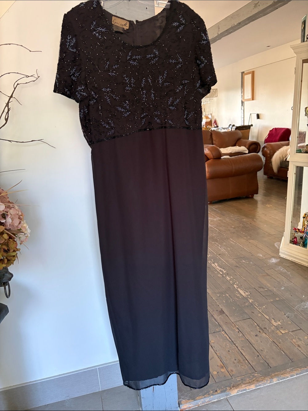 Elegant Black Evening Dress with Beaded Bodice loriM